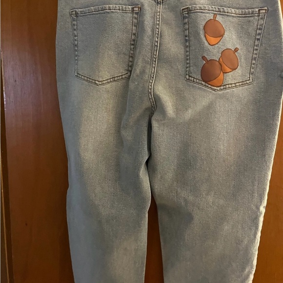 Disney Chip and Dale Mom Jeans HOT TOPIC SIZE 15 - Picture 8 of 9